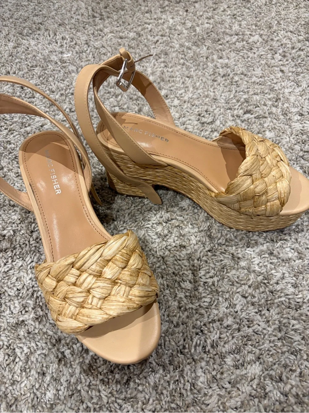 Marc Fisher Like new Tan Braided Platform Sandals